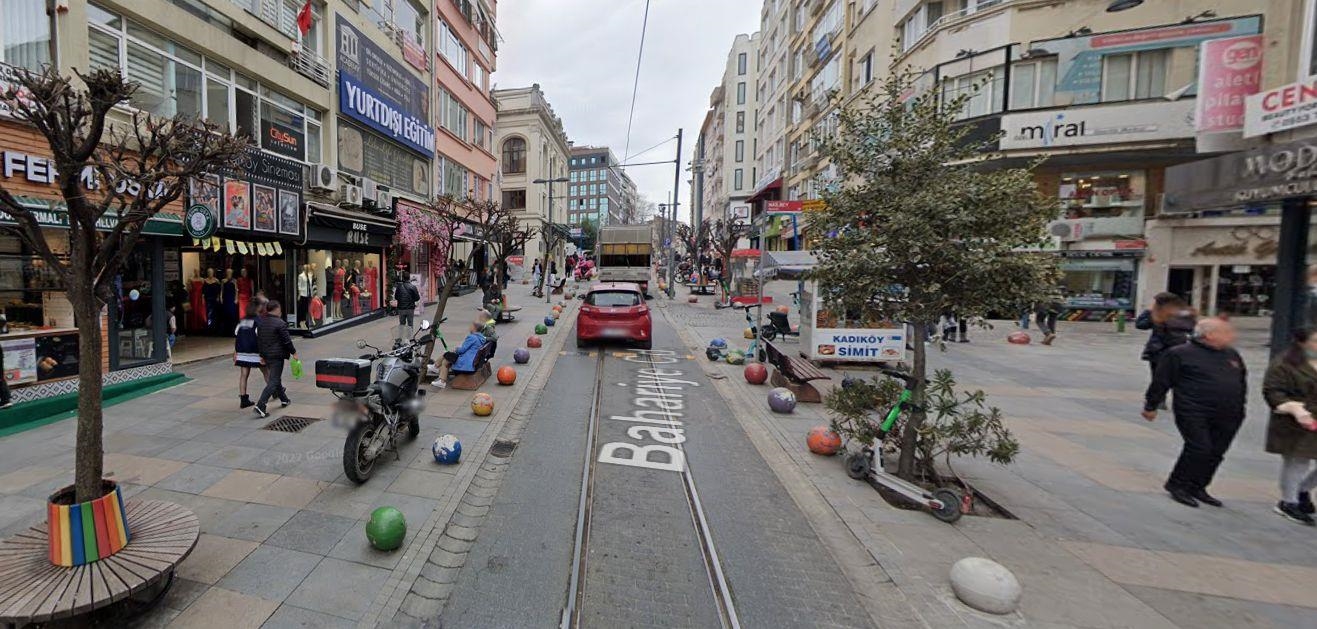 Devren Kiralık Dükkan Kadıköy Bahariye Caddesi